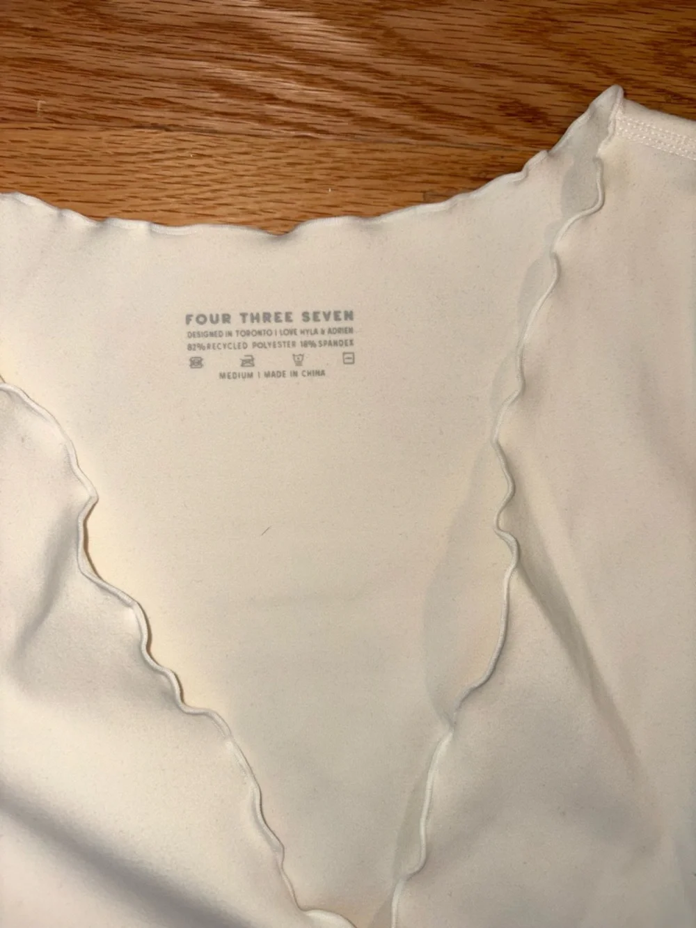 EUC 437 The Onesie + Wrap Top, parfait & cream, medium - Picture 5 of 5